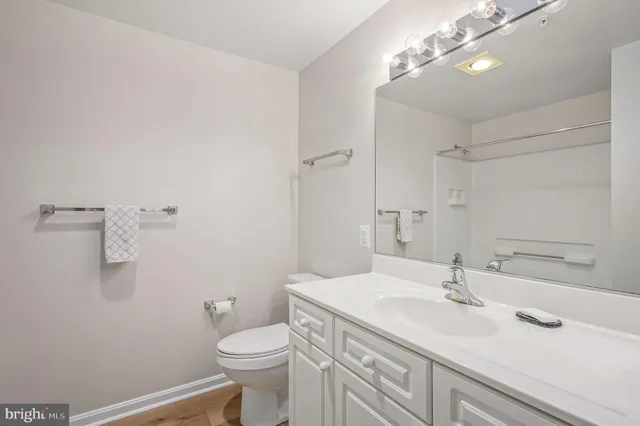 $399,000 | 19350 Magnolia Grove Square, Unit 303, Leesburg, VA 20176