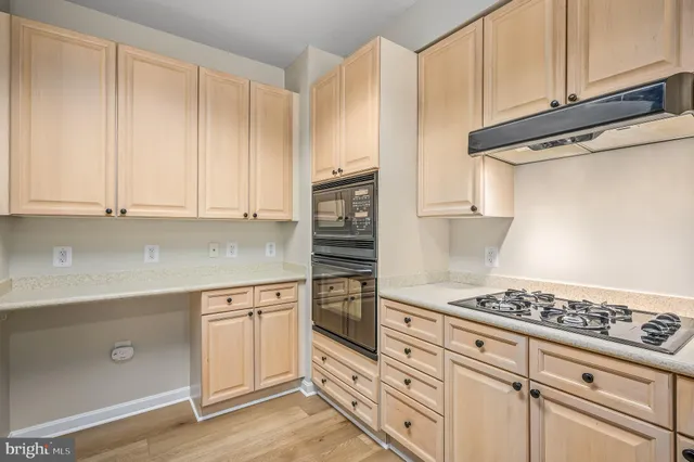 $399,000 | 19350 Magnolia Grove Square, Unit 303, Leesburg, VA 20176