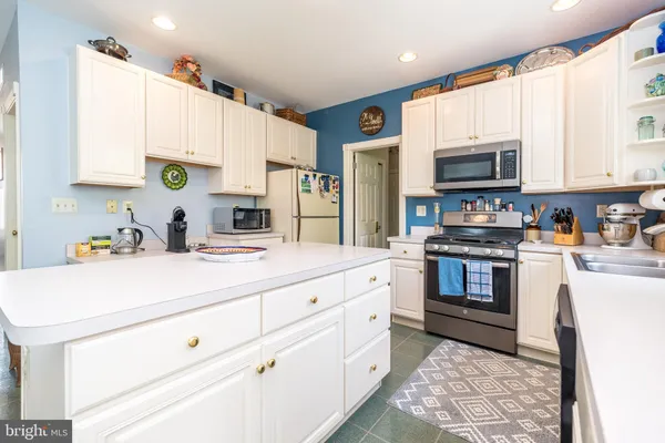 $720,000 | 364 High Street, Souderton, PA 18964