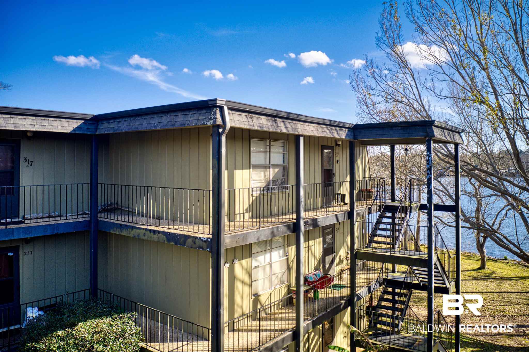 316 Riverbend Drive, Unit 316 Mobile, AL 36605 - Photo 2 of 15