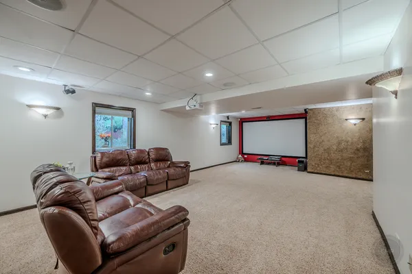 $745,000 | 2805 Clara Avenue, Aurora, IL 60502