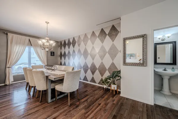 $745,000 | 2805 Clara Avenue, Aurora, IL 60502