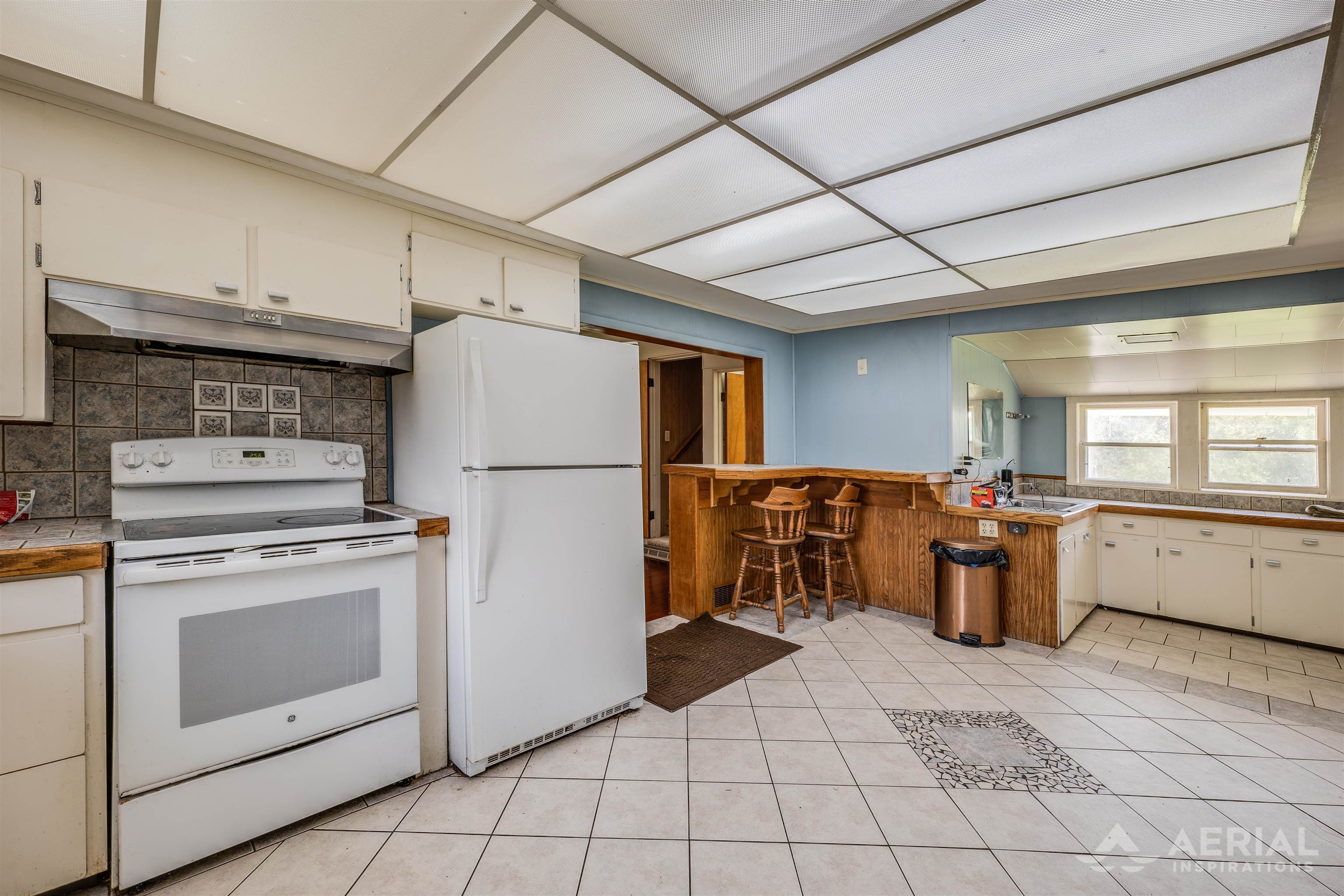 476 South Fairview Road West Branch, MI 48661 - Photo 6 of 18 1924860-ec993a9c-5073-434c-8639-56d0b0f7d30d.JPG
