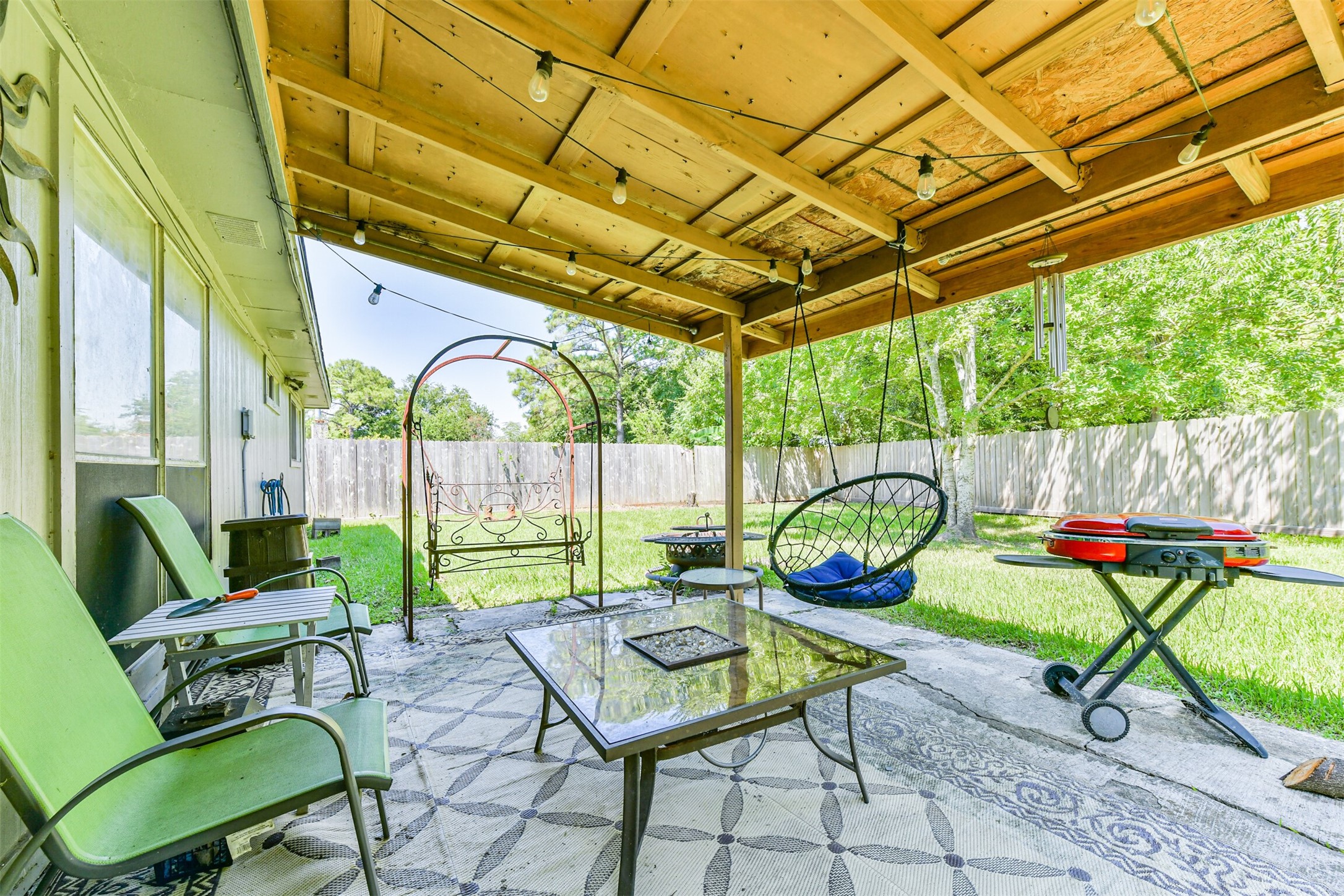15105 Silverman Street Houston, TX 77598 - Photo 24 of 26 Unwind or host guests in style beneath the comfort of the covered patio.