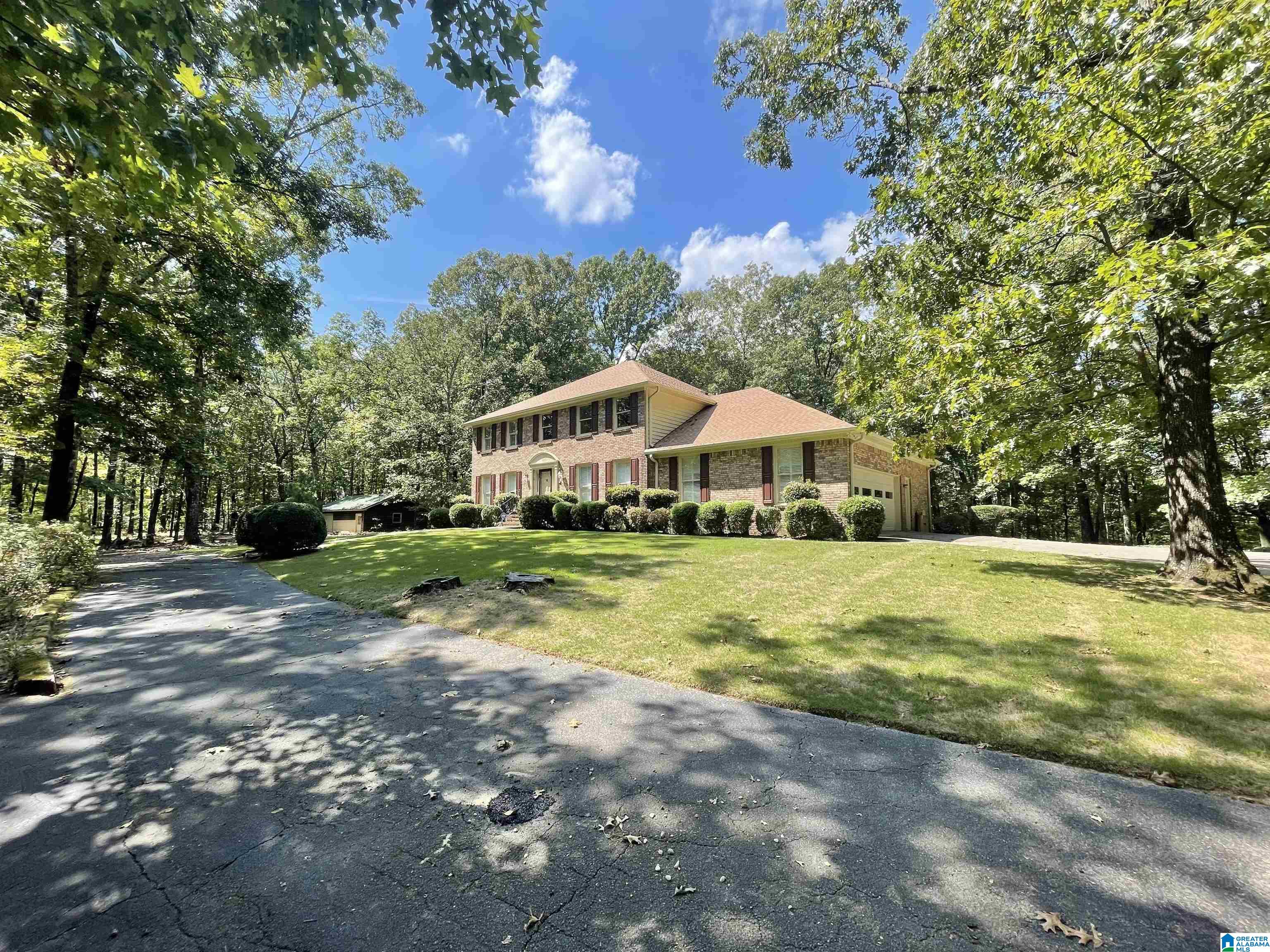 220 Thompson Road Alabaster, AL 35007 - Photo 1 of 31