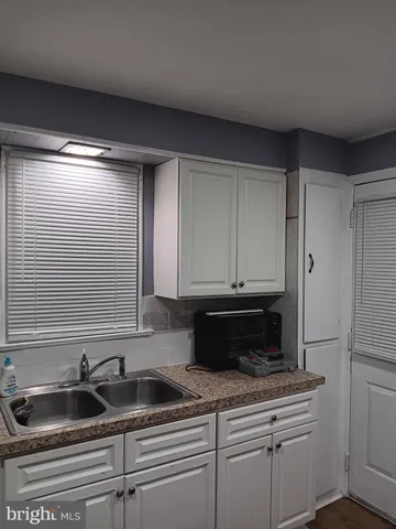 $1,400 | 657 Pine Hill Street, Minersville, PA 17954