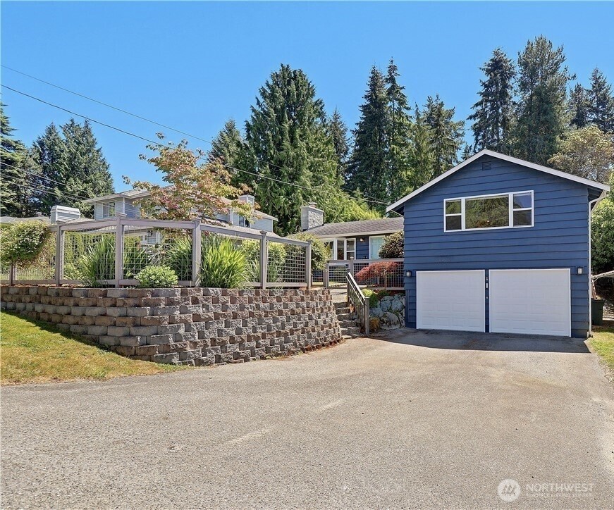9216 224th Street Southwest Edmonds, WA 98020 - Photo 3 of 32