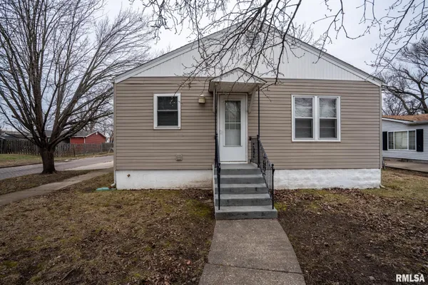 $135,000 | 301 North 12th Street, Herrin, IL 62948