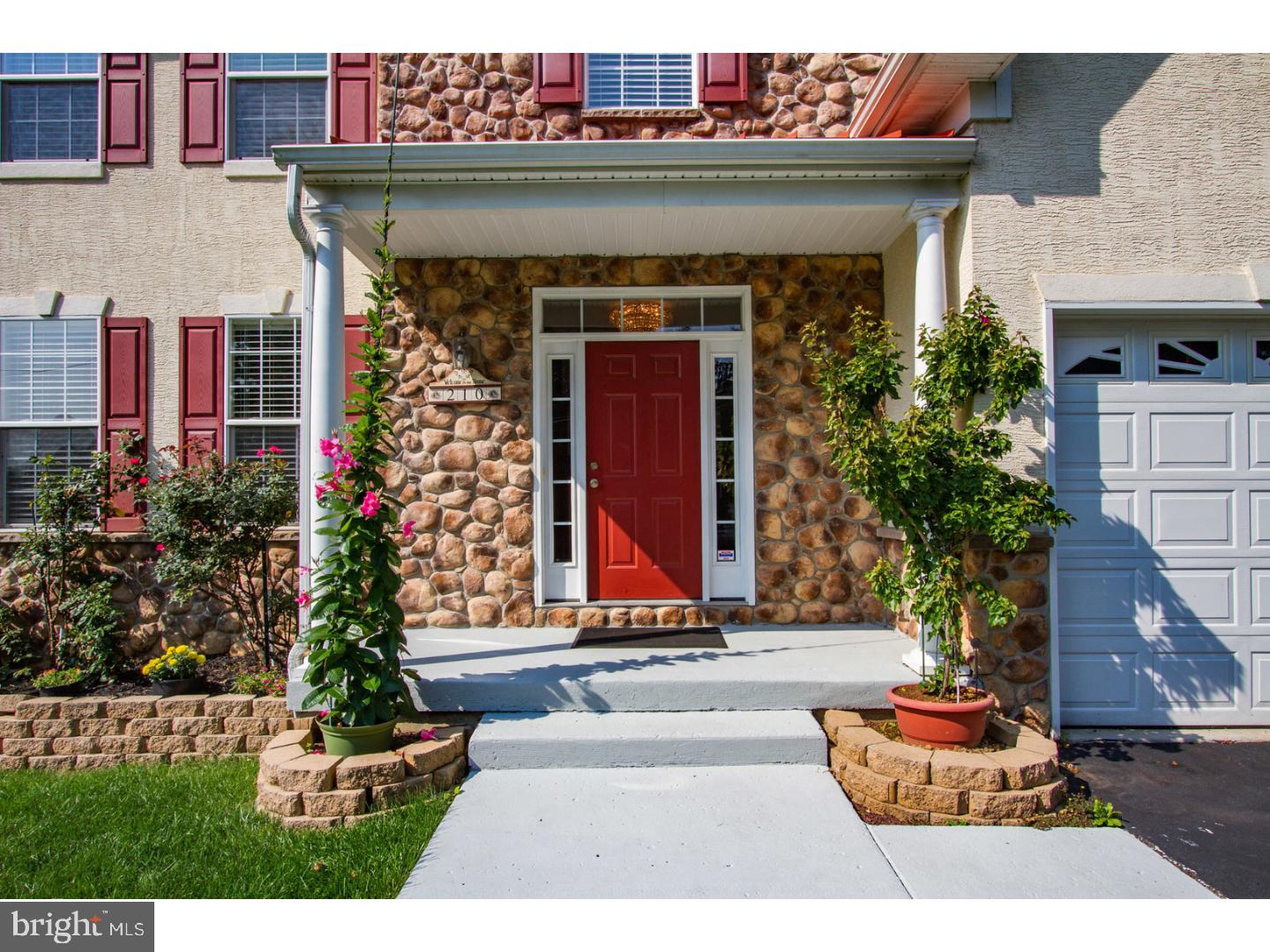 210 Moredun Road Philadelphia, PA 19115 - Photo 2 of 25