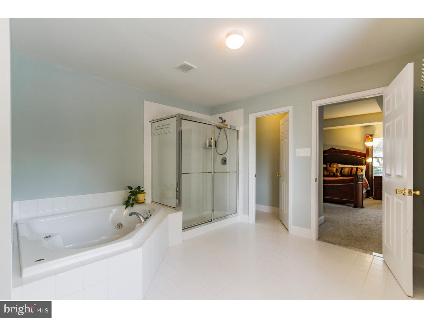 210 Moredun Road Philadelphia, PA 19115 - Photo 18 of 25