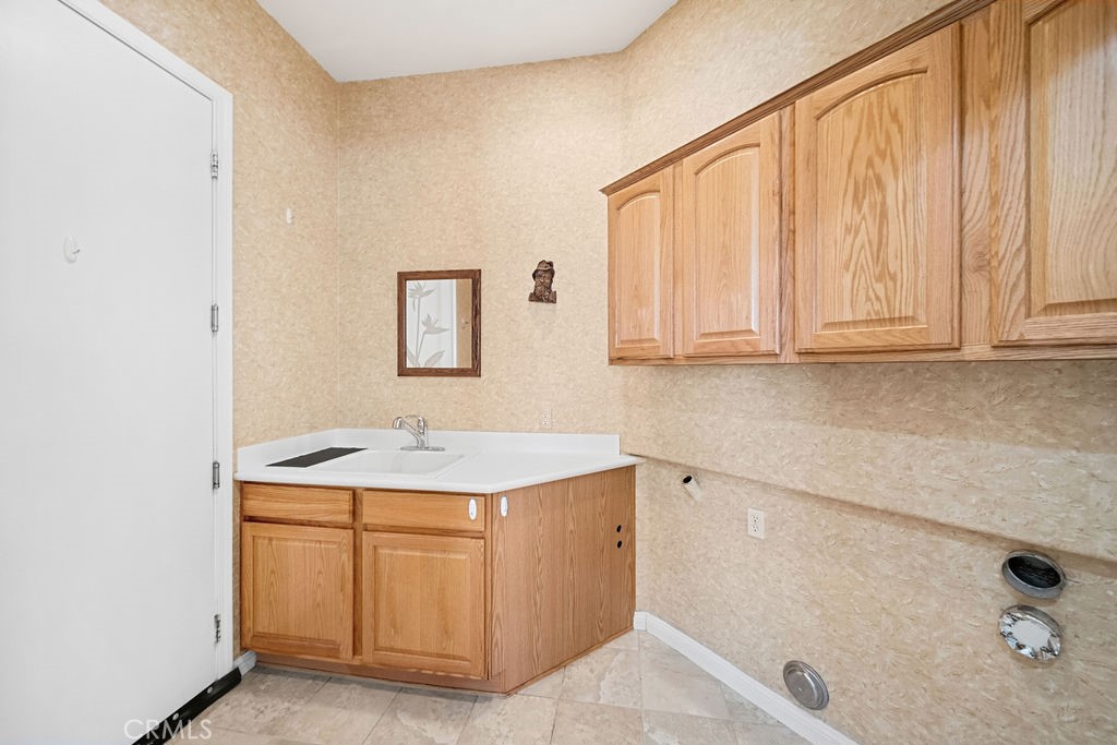 11166 Avonlea Road Apple Valley, CA 92308 - Photo 22 of 35 Gallery Image 22