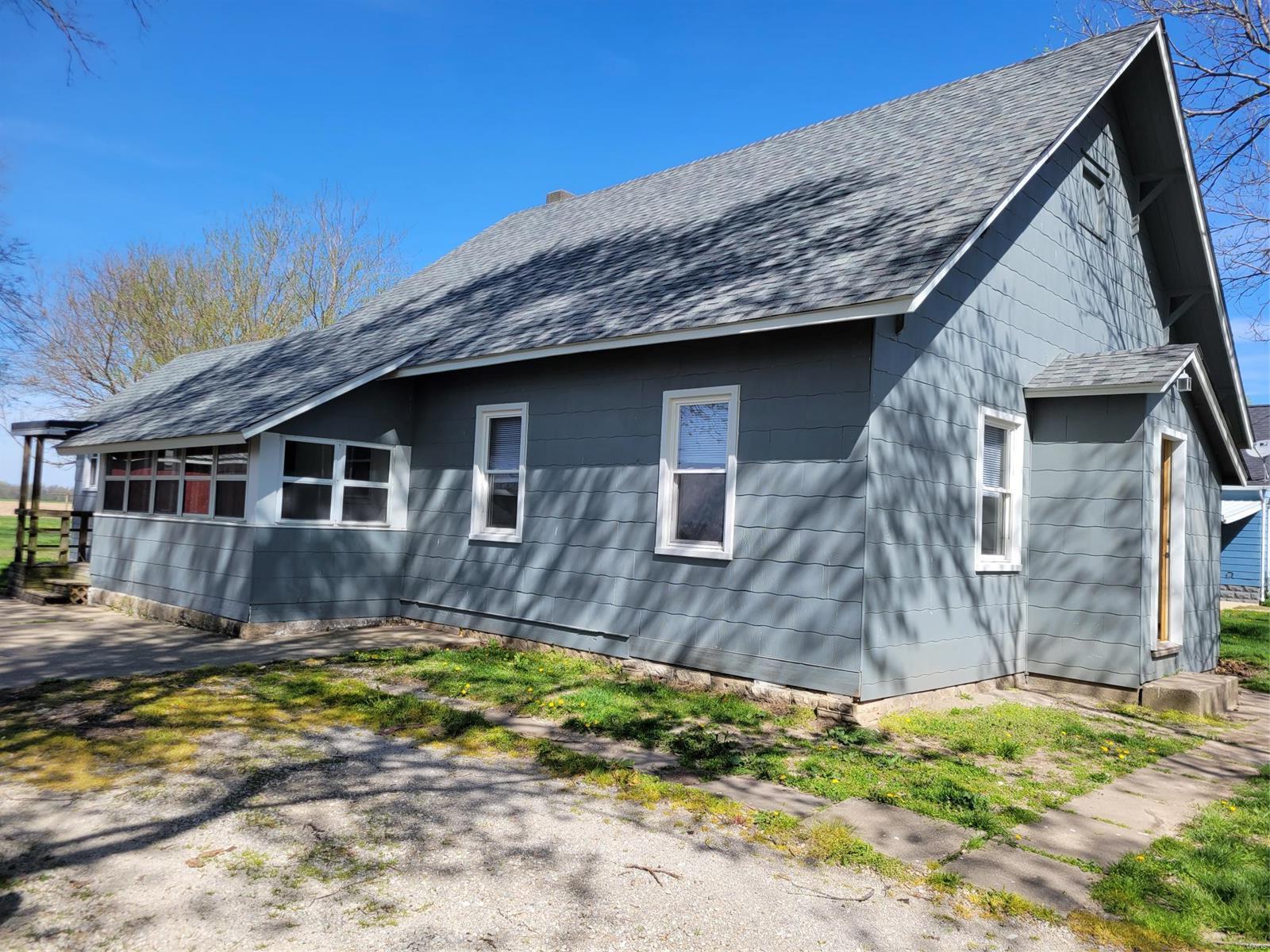 16435 Covington Road Okawville, IL 62271 - Photo 2 of 14