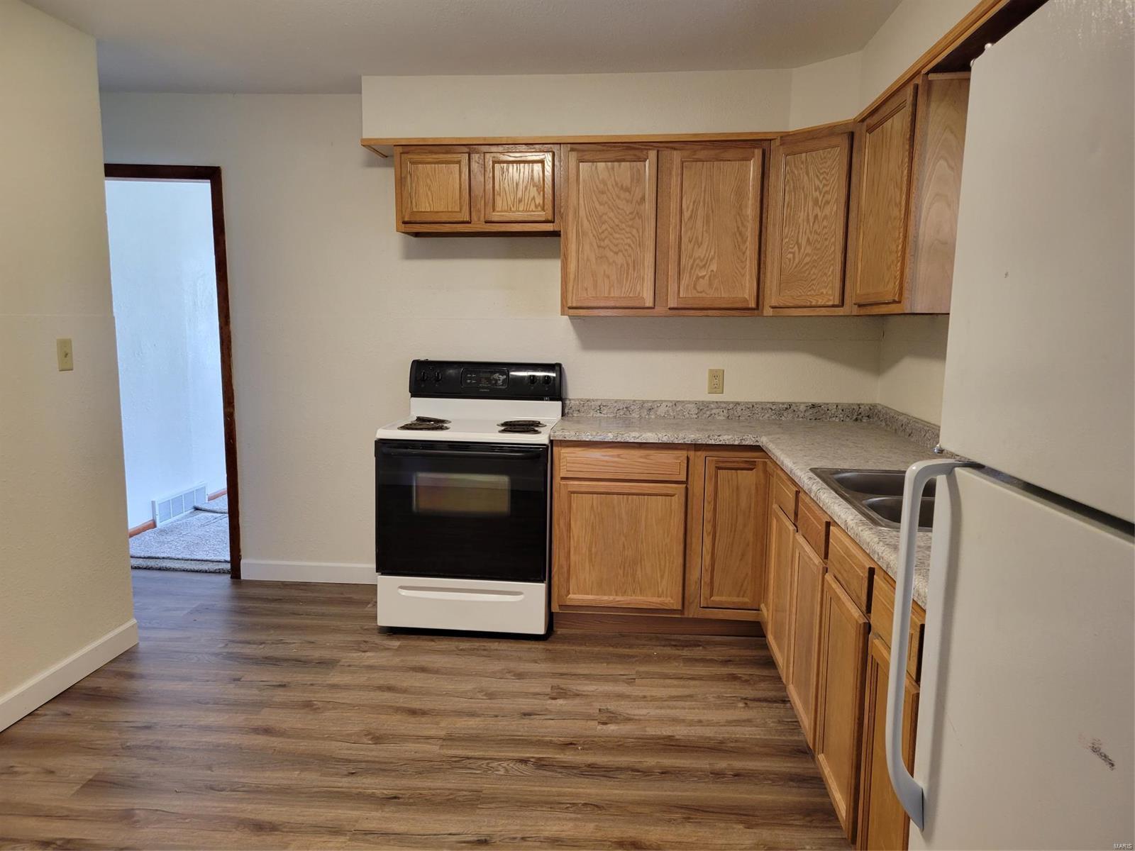 16435 Covington Road Okawville, IL 62271 - Photo 4 of 14