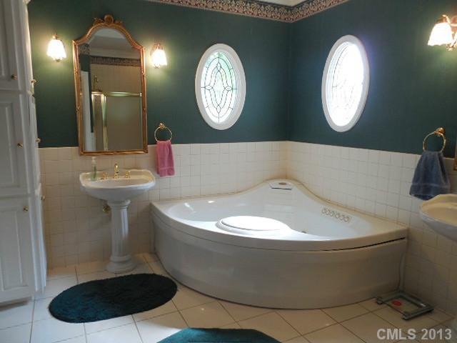 5967 Gordon Road Hickory, NC 28602 - Photo 7 of 16 Gallery Image 7