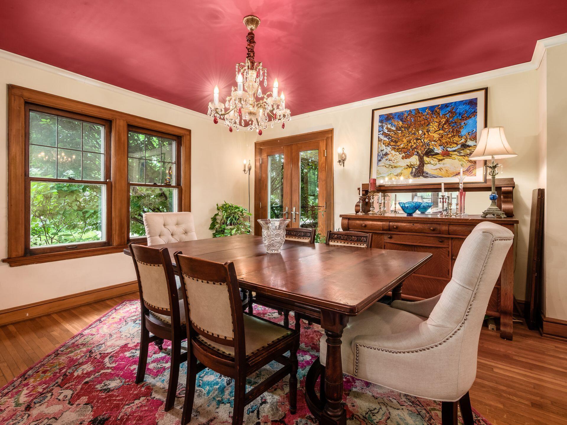 843 Vernon Road Columbus, OH 43209 - Photo 8 of 49 Dining Room