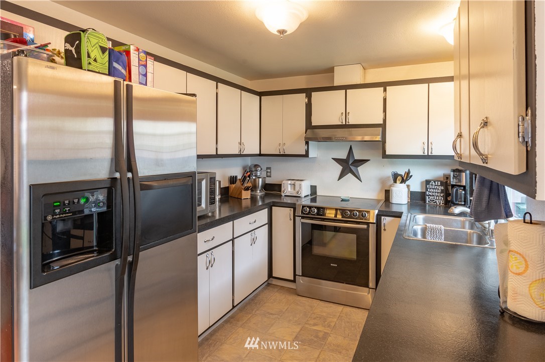 3806 Old Mill Road Port Angeles, WA 98362 - Photo 5 of 15 Gallery Image 5