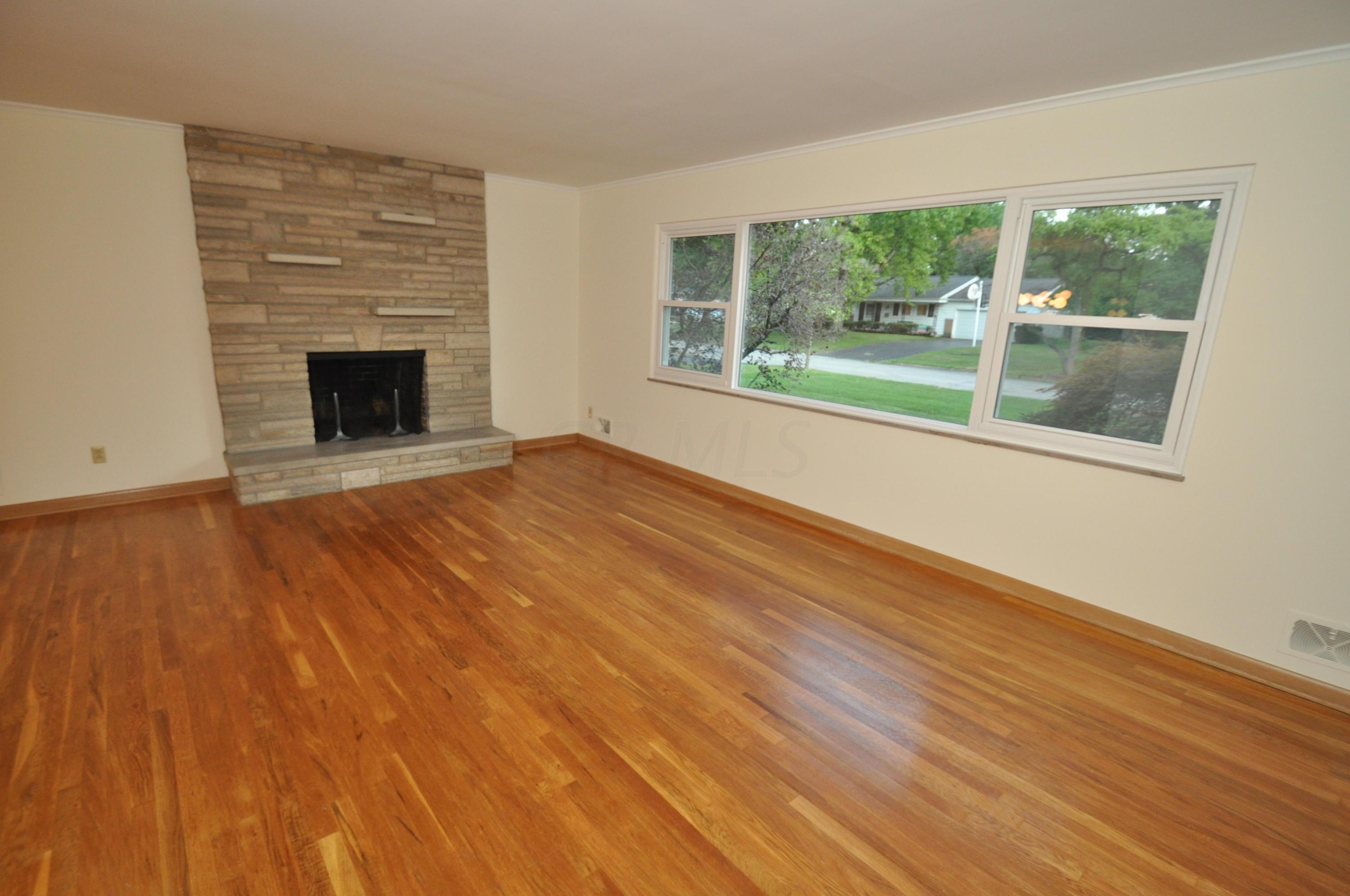 2114 Middlesex Road Columbus, OH 43220 - Photo 13 of 38