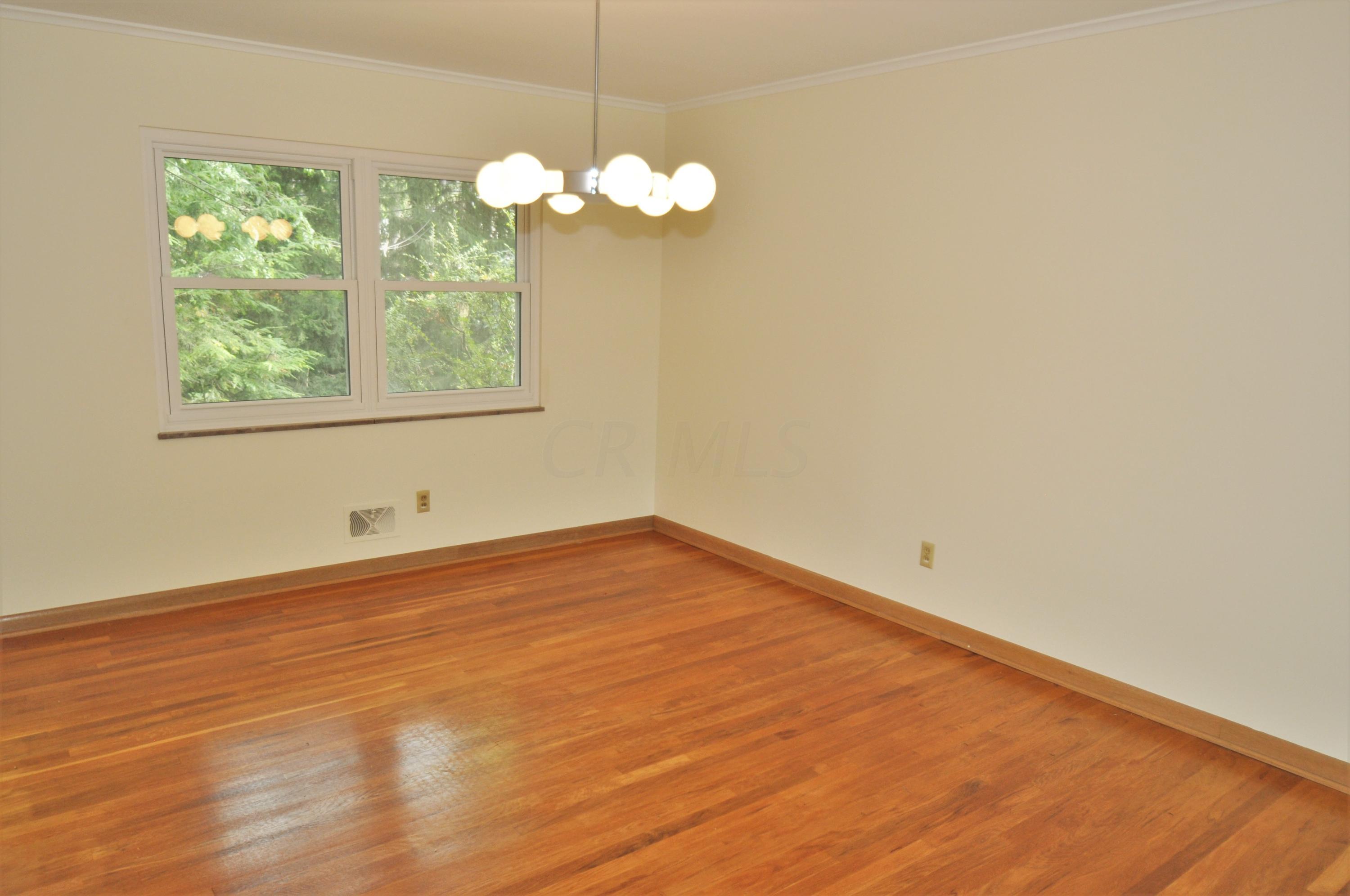 2114 Middlesex Road Columbus, OH 43220 - Photo 17 of 38