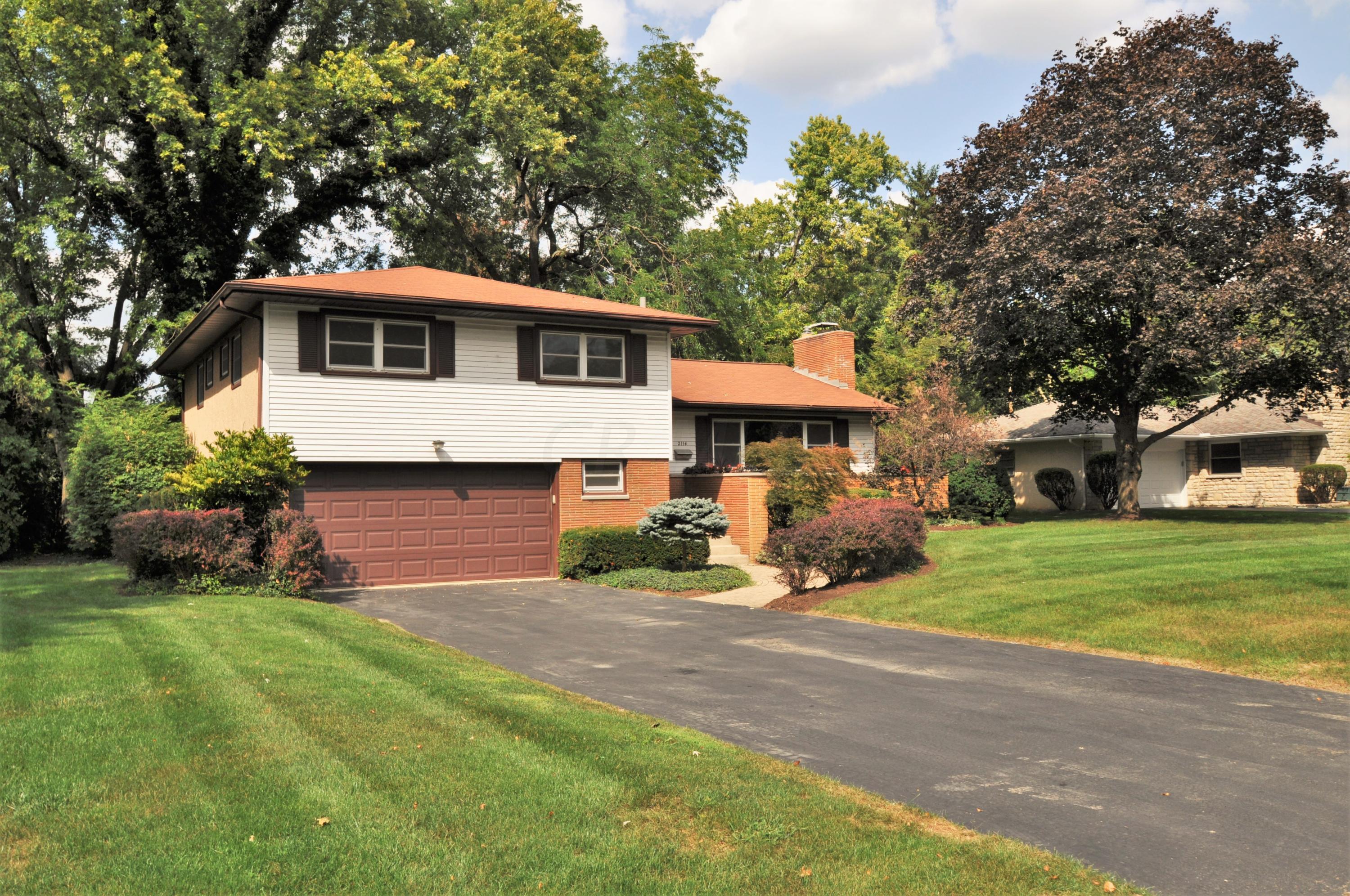 2114 Middlesex Road Columbus, OH 43220 - Photo 2 of 38