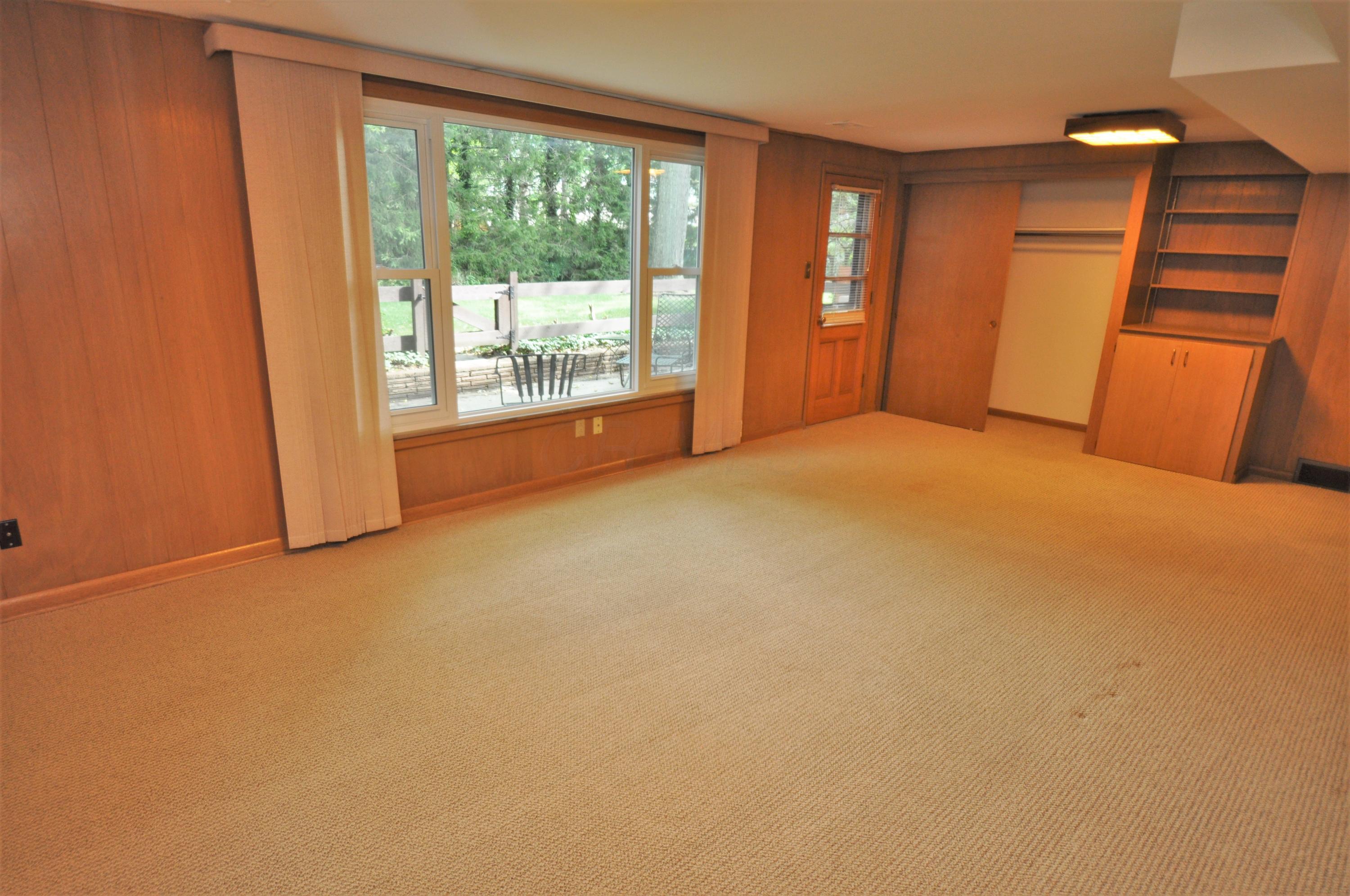 2114 Middlesex Road Columbus, OH 43220 - Photo 25 of 38