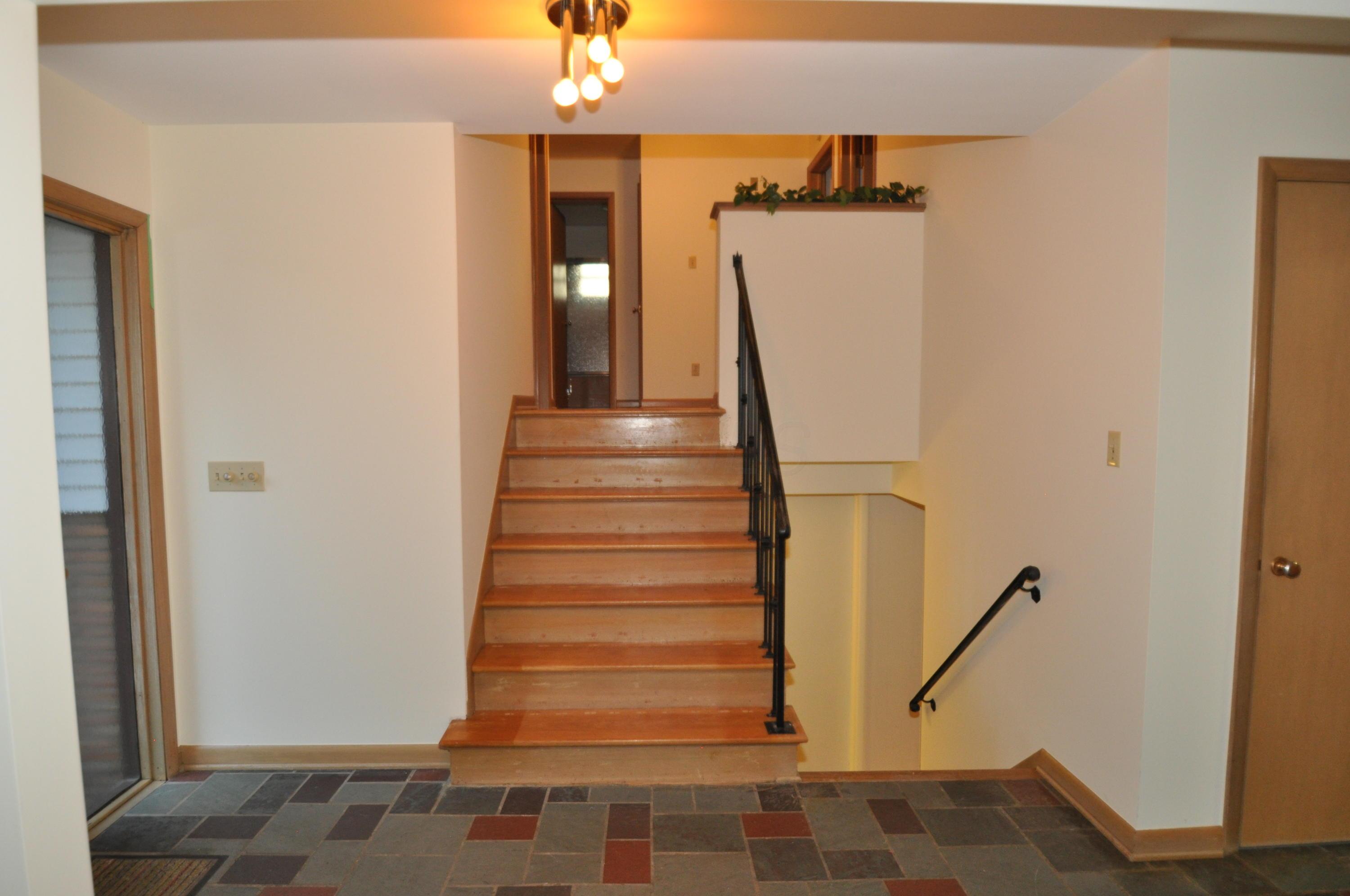 2114 Middlesex Road Columbus, OH 43220 - Photo 28 of 38