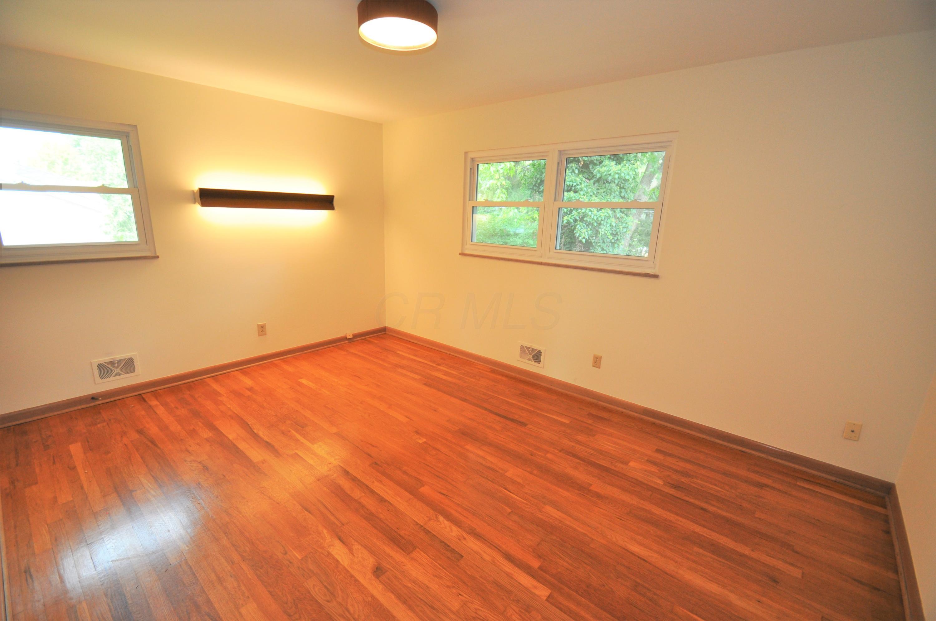 2114 Middlesex Road Columbus, OH 43220 - Photo 30 of 38