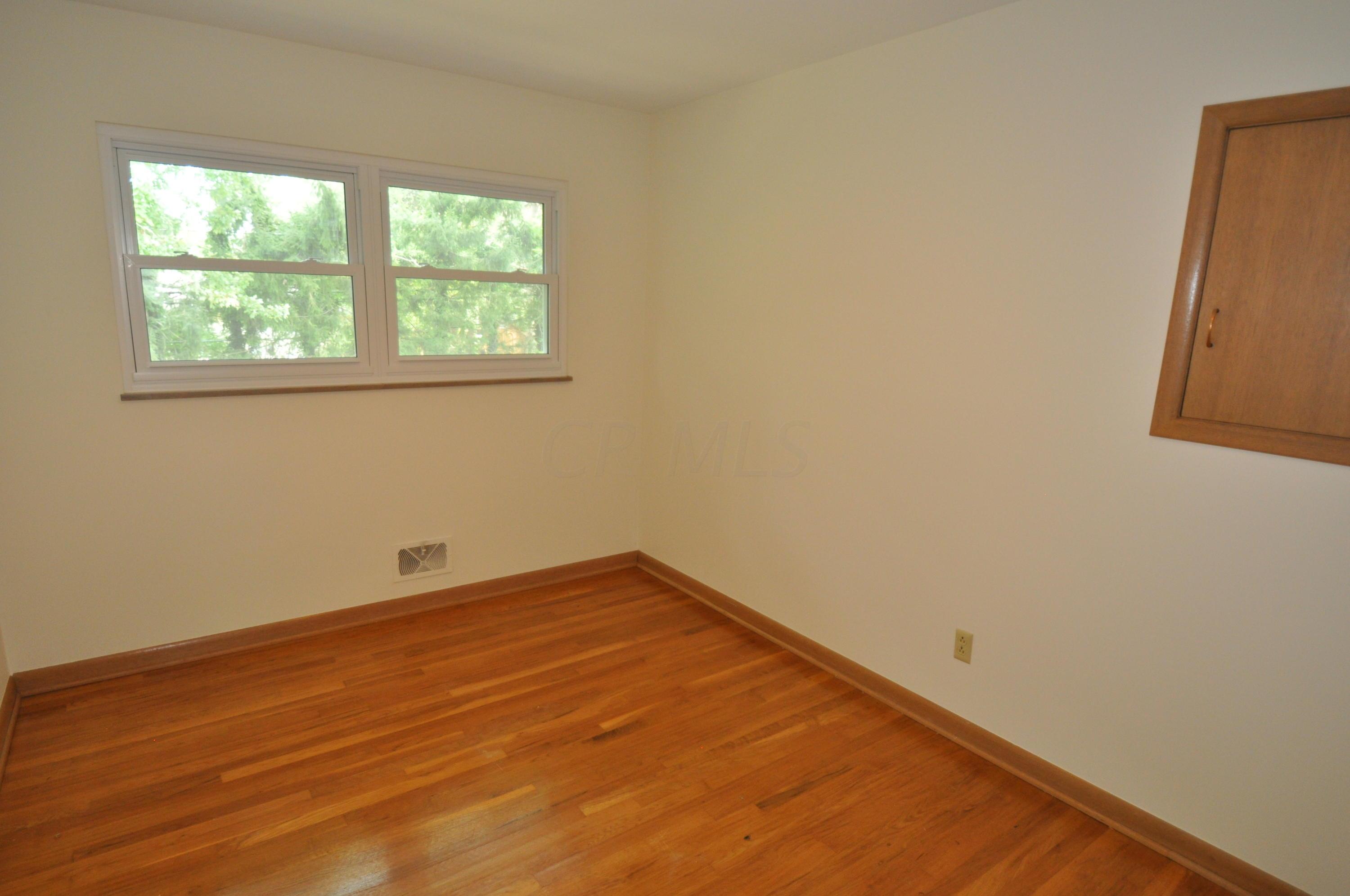2114 Middlesex Road Columbus, OH 43220 - Photo 37 of 38