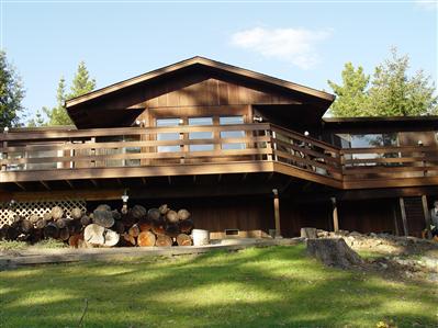 1377 Casteel Drive Willits, CA 95490 - Photo 2 of 5 a front view of a house