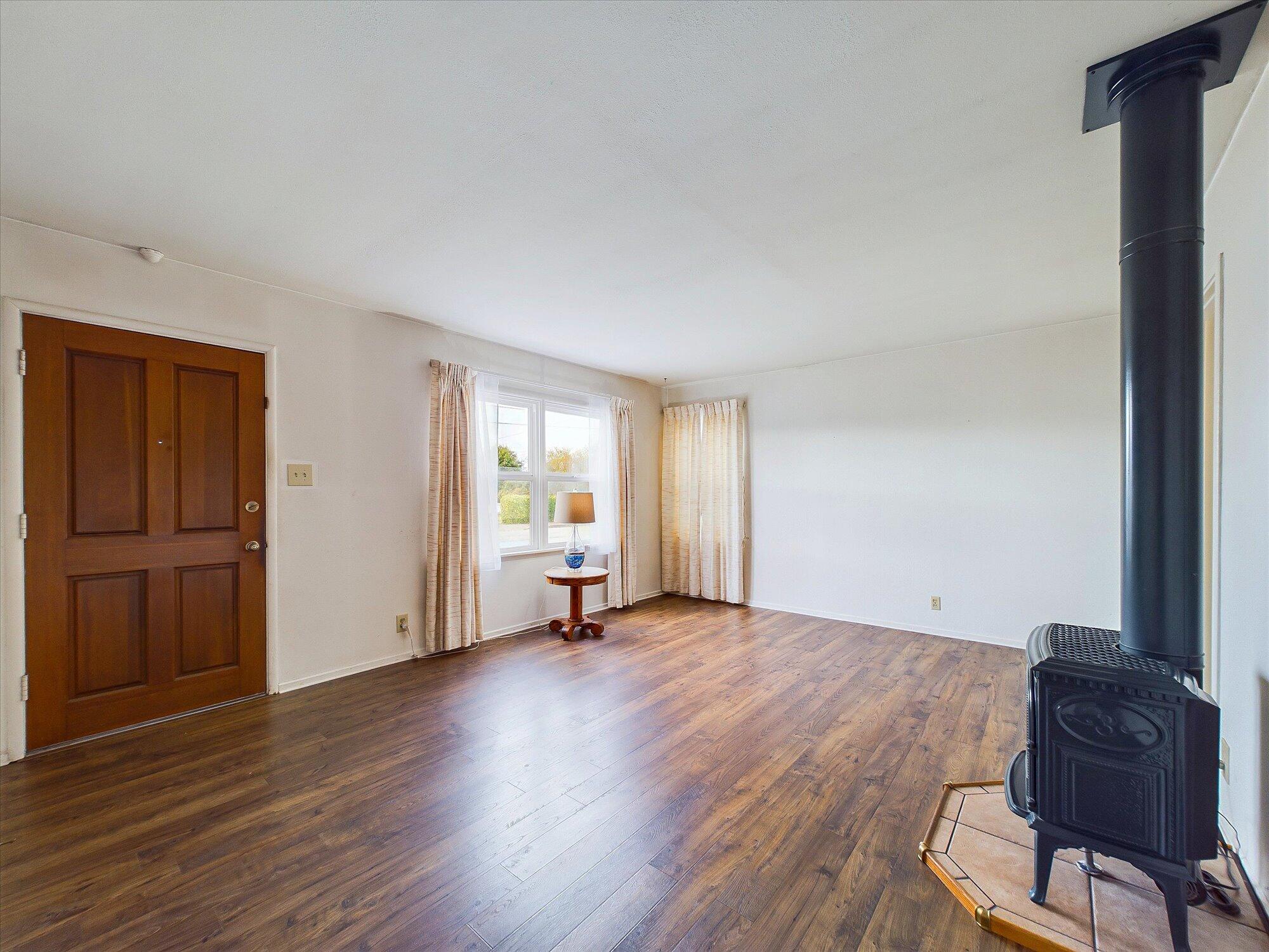 3553 Spring Street Eureka, CA 95503 - Photo 8 of 38 08-3553 Spring Street-107
