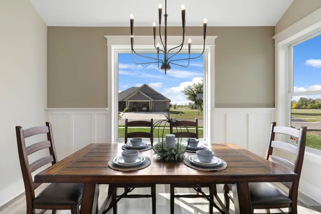 $584,682 | 2700 Hanson Avenue, Faribault, MN 55021