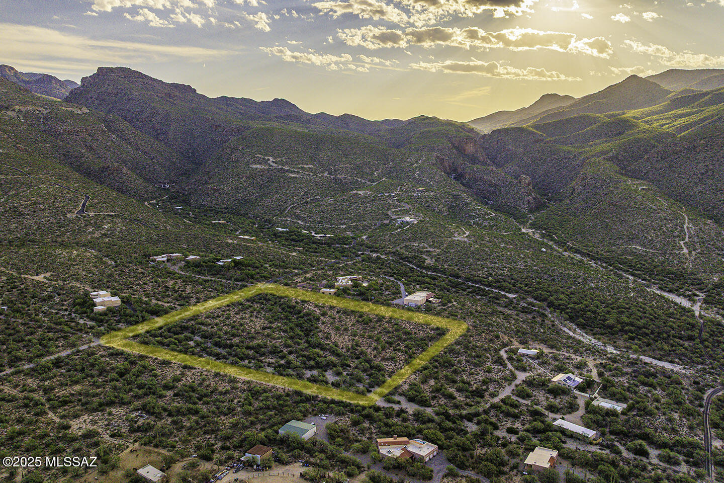 12550 East Horsehead Road Tucson, AZ 85749 - Photo 1 of 29
