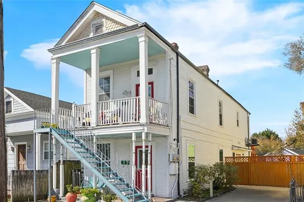 $1,795 | 1324 Cambronne Street, Unit 101, New Orleans, LA 70118