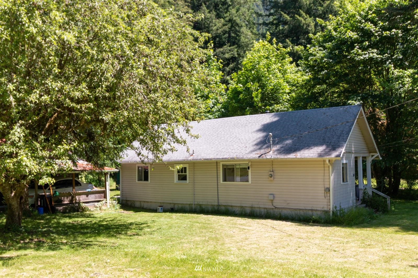 941 Silverbrook Road Randle, WA 98377 - Photo 21 of 34