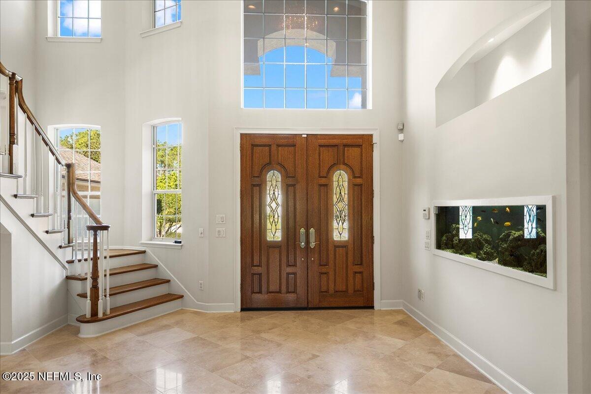 9919 Blakeford Mill Road Jacksonville, FL 32256 - Photo 10 of 88 Grand entryway