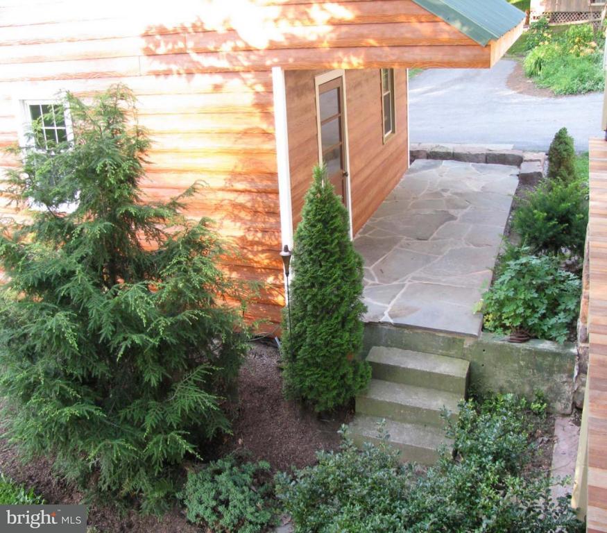 2551 Camp Road Manheim, PA 17545 - Photo 14 of 32