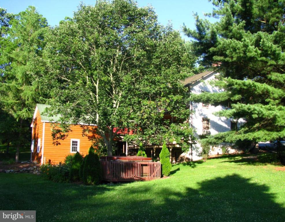 2551 Camp Road Manheim, PA 17545 - Photo 20 of 32