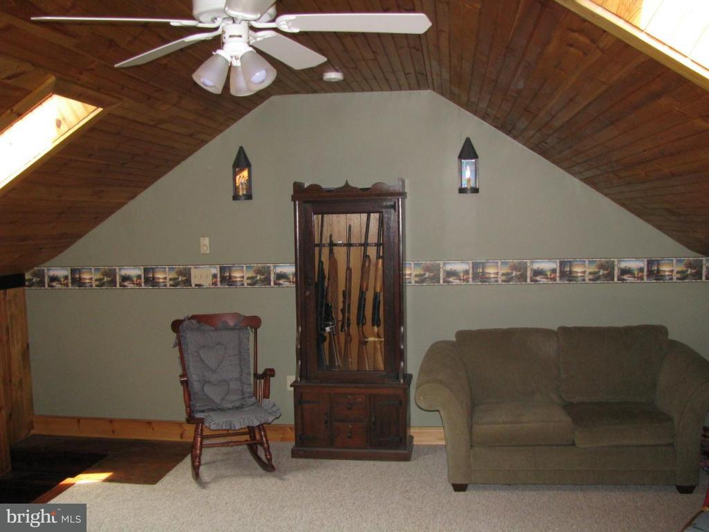 2551 Camp Road Manheim, PA 17545 - Photo 30 of 32