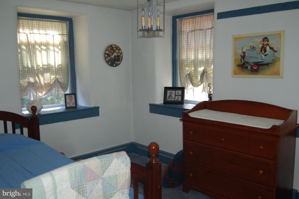 2551 Camp Road Manheim, PA 17545 - Photo 6 of 32