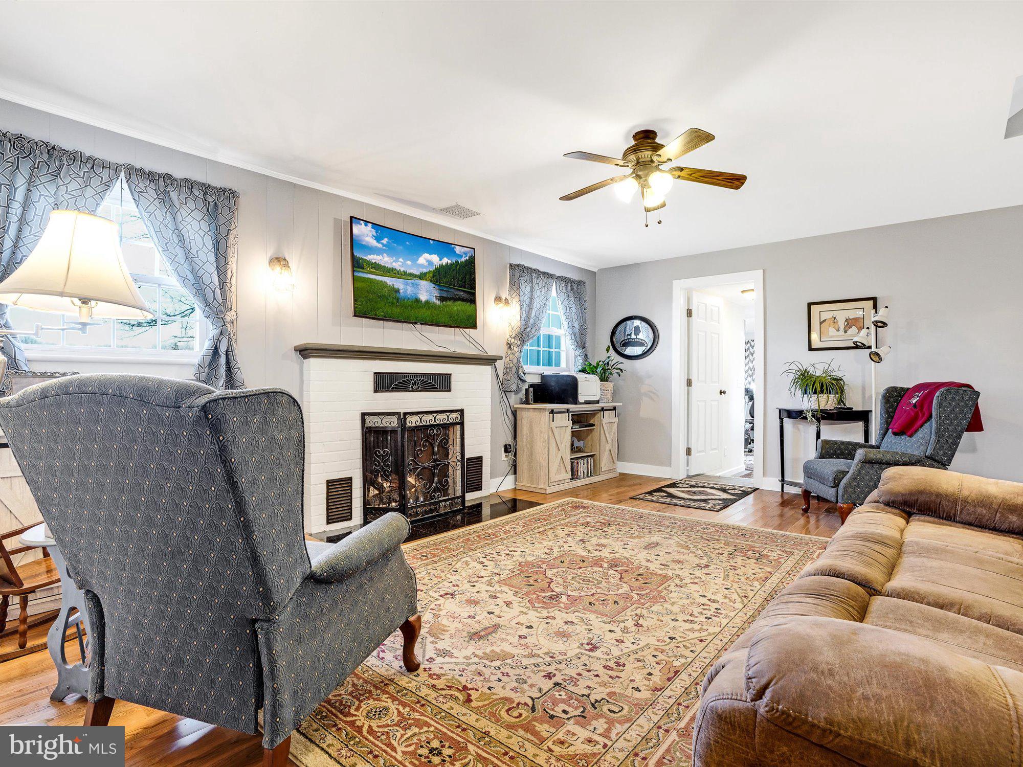 153 Locust Grove Road Dillsburg, PA 17019 - Photo 19 of 58 Family room.