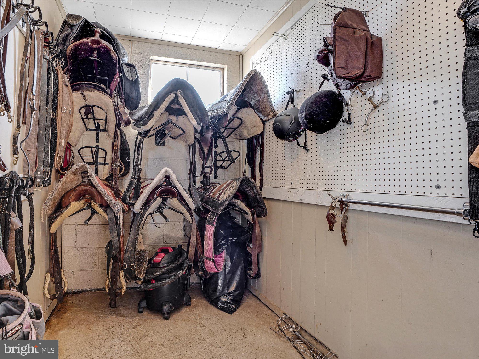 153 Locust Grove Road Dillsburg, PA 17019 - Photo 50 of 58 Tackroom