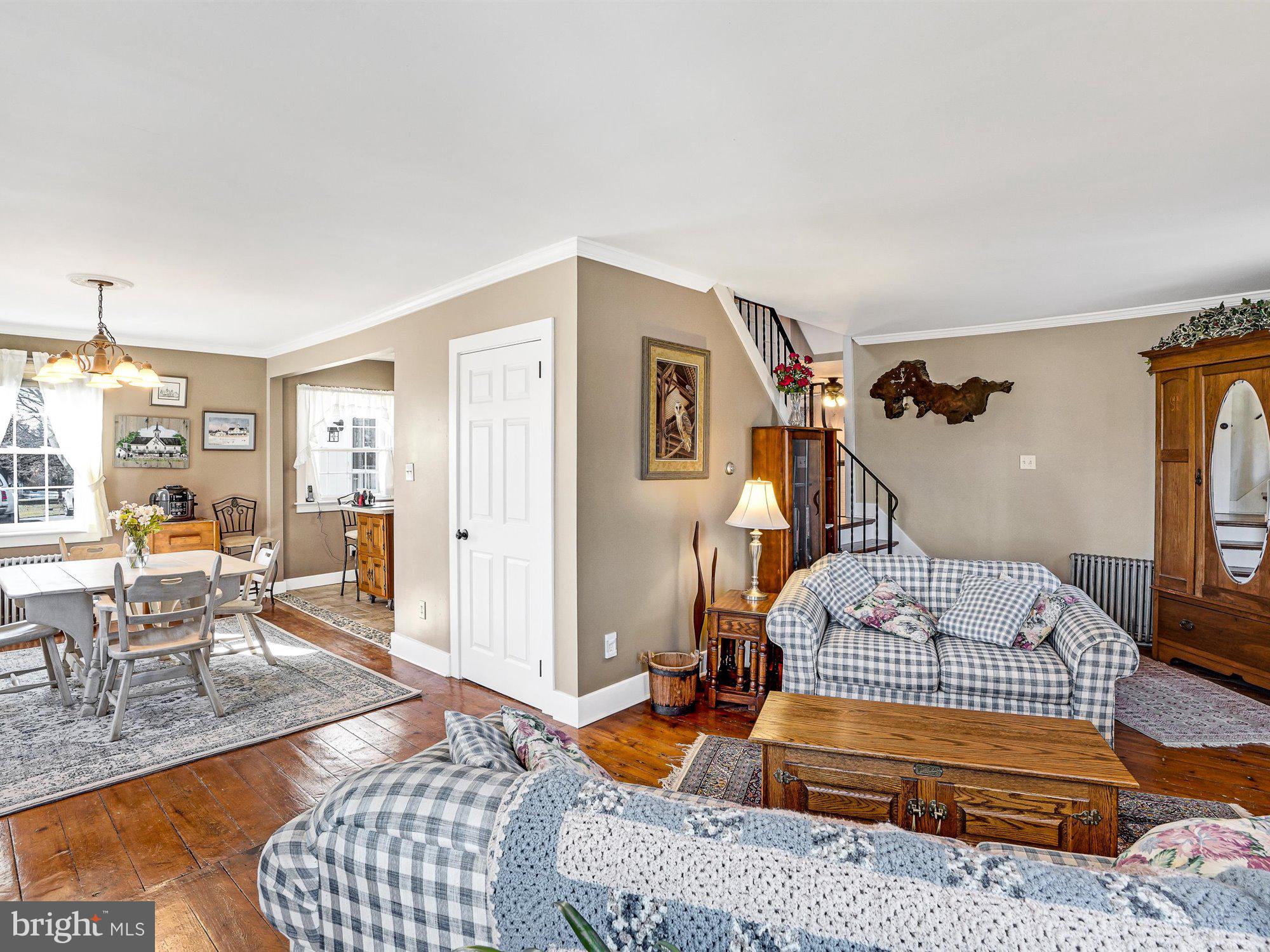 153 Locust Grove Road Dillsburg, PA 17019 - Photo 8 of 58 Open concept.