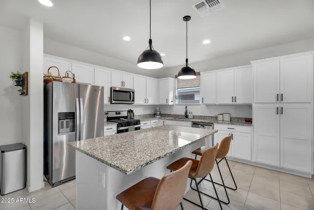 $470,000 | 32209 Daylight Drive, San Tan Valley, AZ 85144