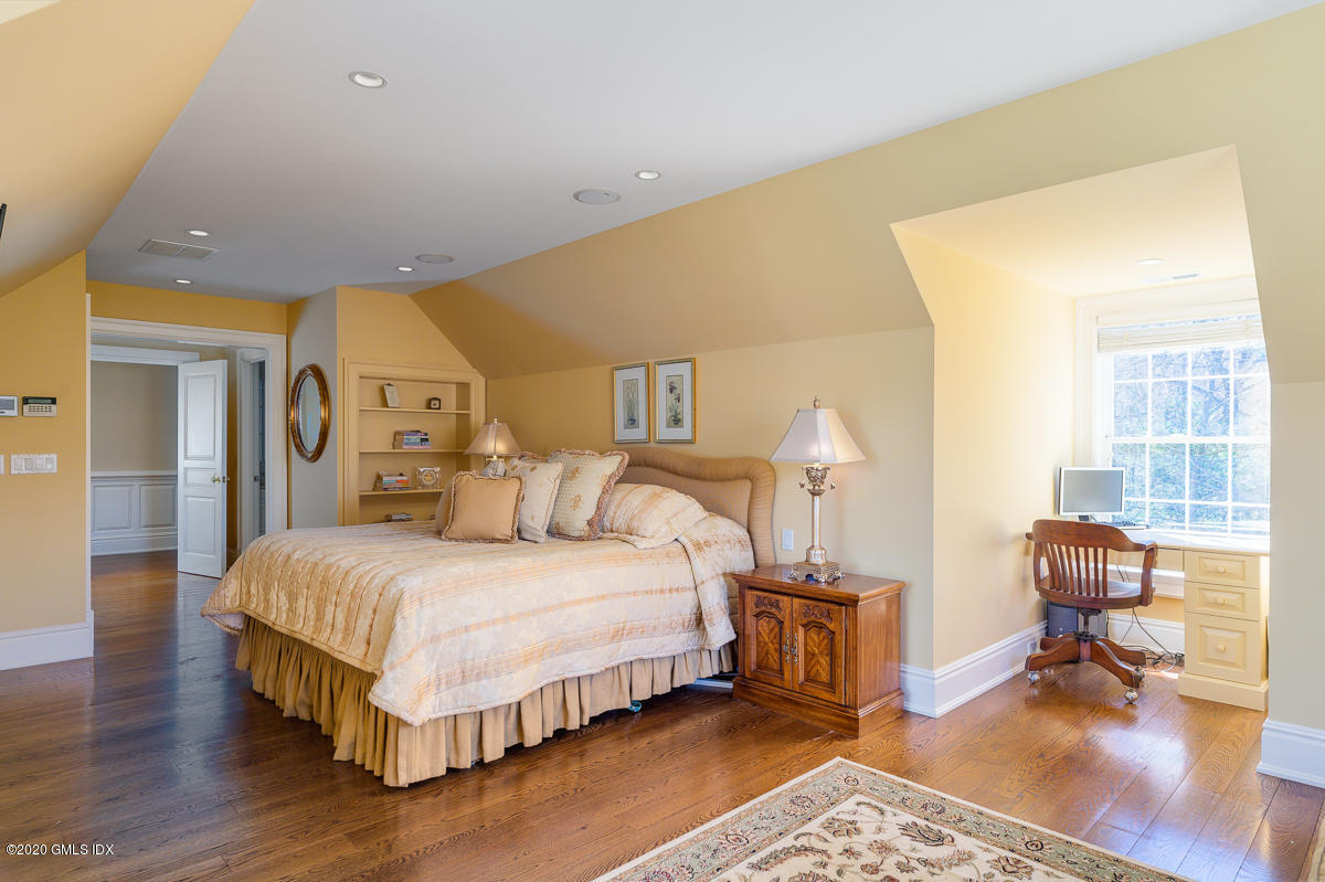 124 Foxwood Road Stamford, CT 06903 - Photo 29 of 58 _DSC2061merge-Edit