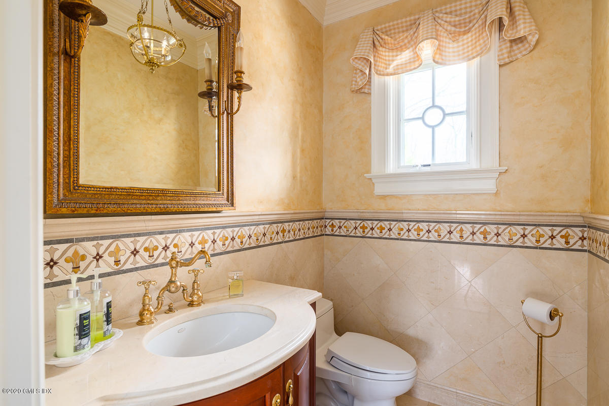 124 Foxwood Road Stamford, CT 06903 - Photo 10 of 58 _DSC1760-Edit