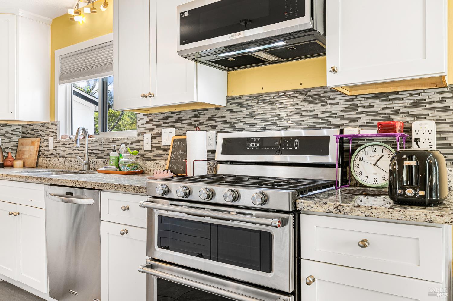 5105 Silver Lake Drive Santa Rosa, CA 95409 - Photo 13 of 36