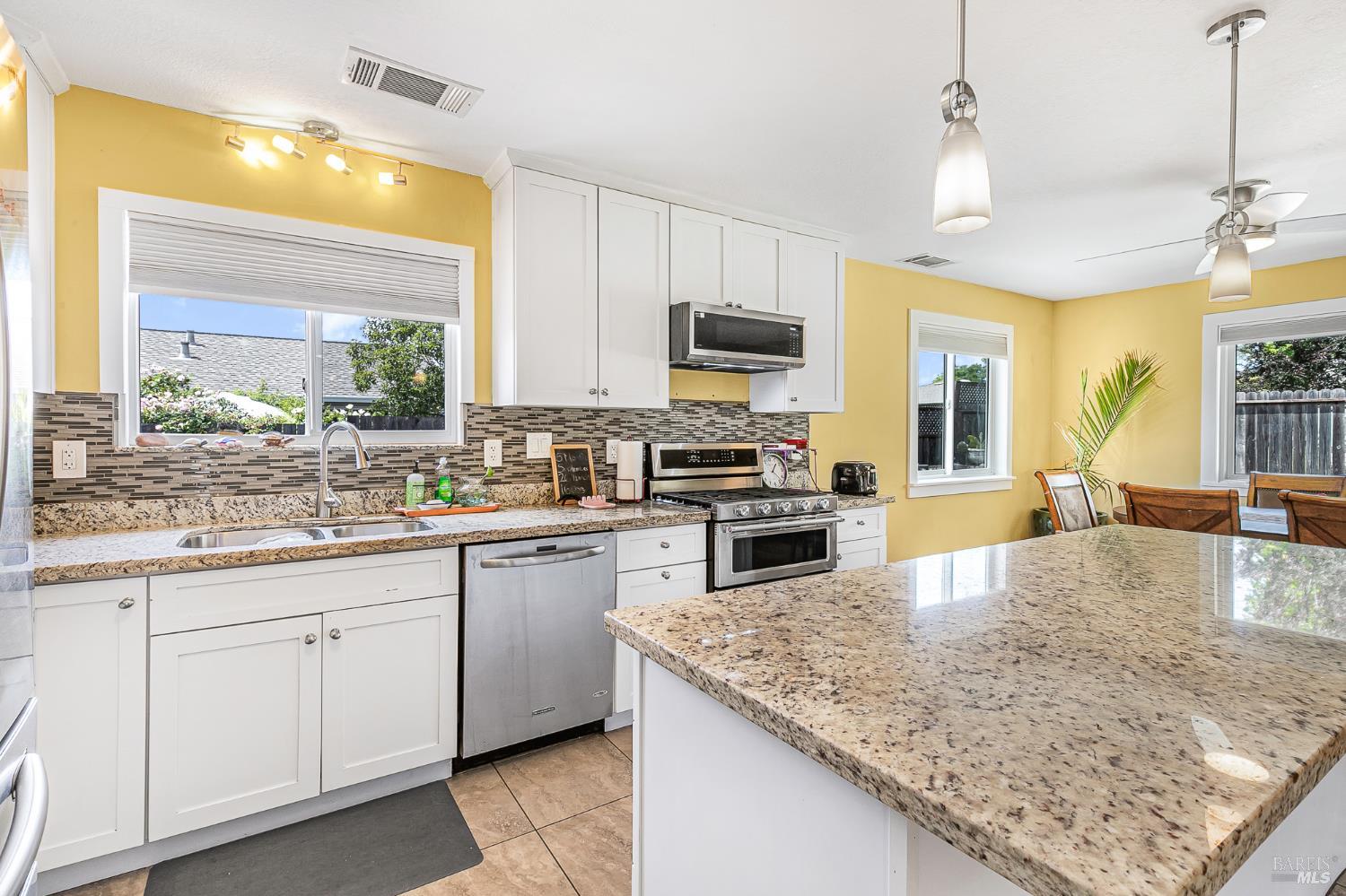 5105 Silver Lake Drive Santa Rosa, CA 95409 - Photo 14 of 36