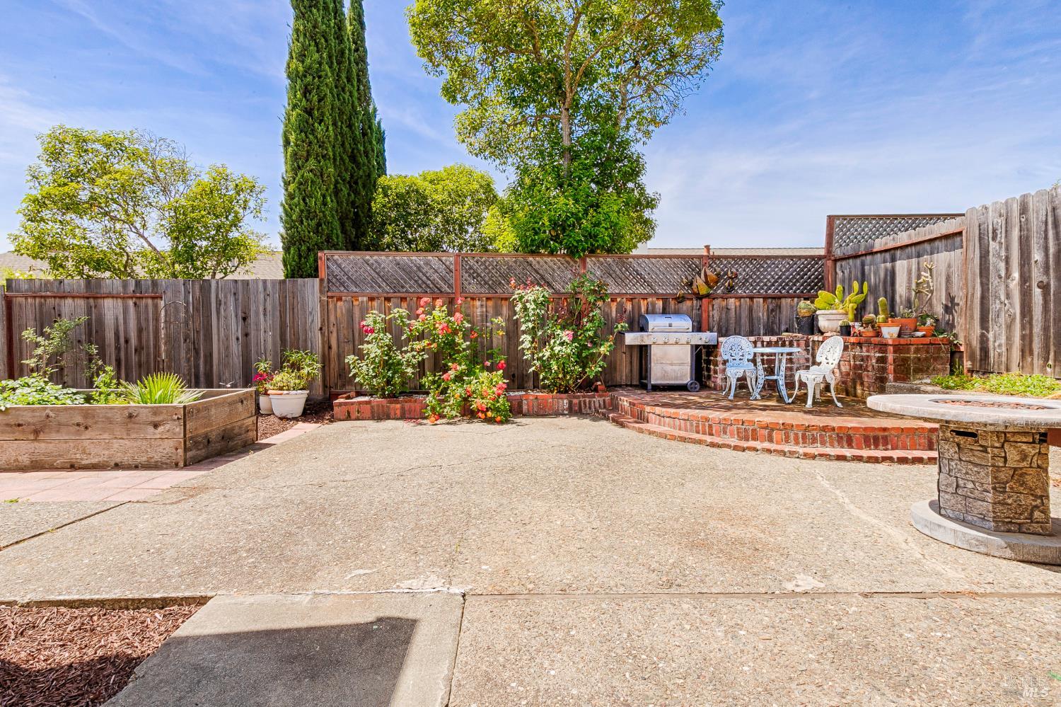 5105 Silver Lake Drive Santa Rosa, CA 95409 - Photo 23 of 36