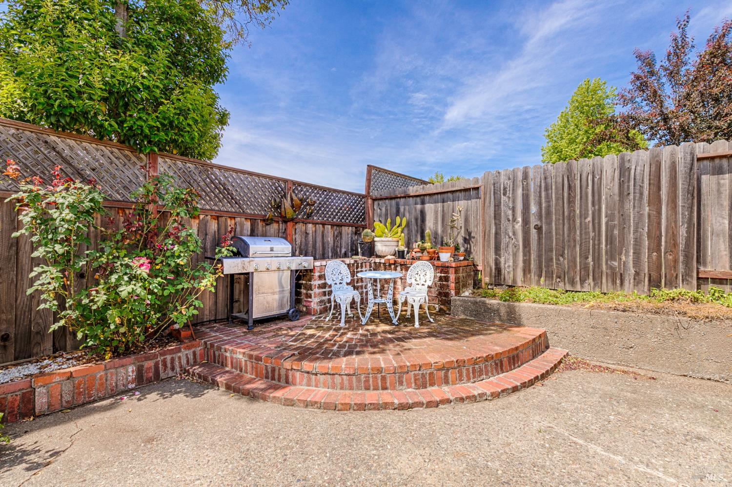 5105 Silver Lake Drive Santa Rosa, CA 95409 - Photo 24 of 36