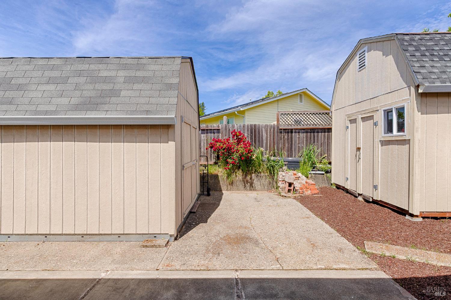 5105 Silver Lake Drive Santa Rosa, CA 95409 - Photo 27 of 36