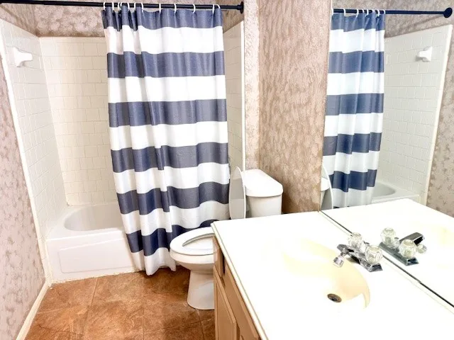 $219,900 | 5423 Forest Trails Drive, Houston, TX 77084